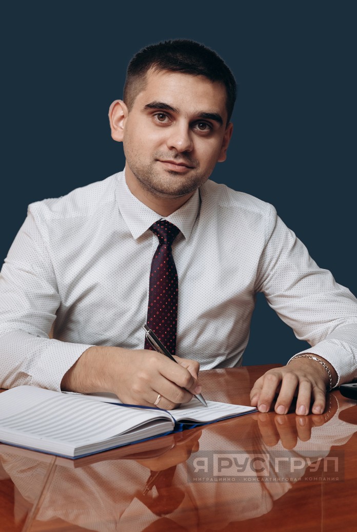 Артур Укболбекович